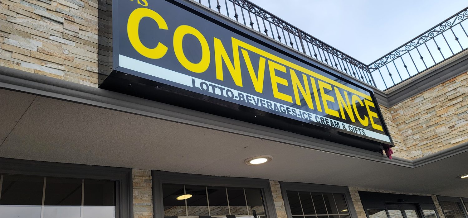 Illuminated storefront box sign